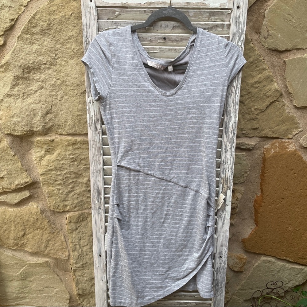 Athleta Dress Women Small Gray Striped Short Sleeve Rushed Knit.